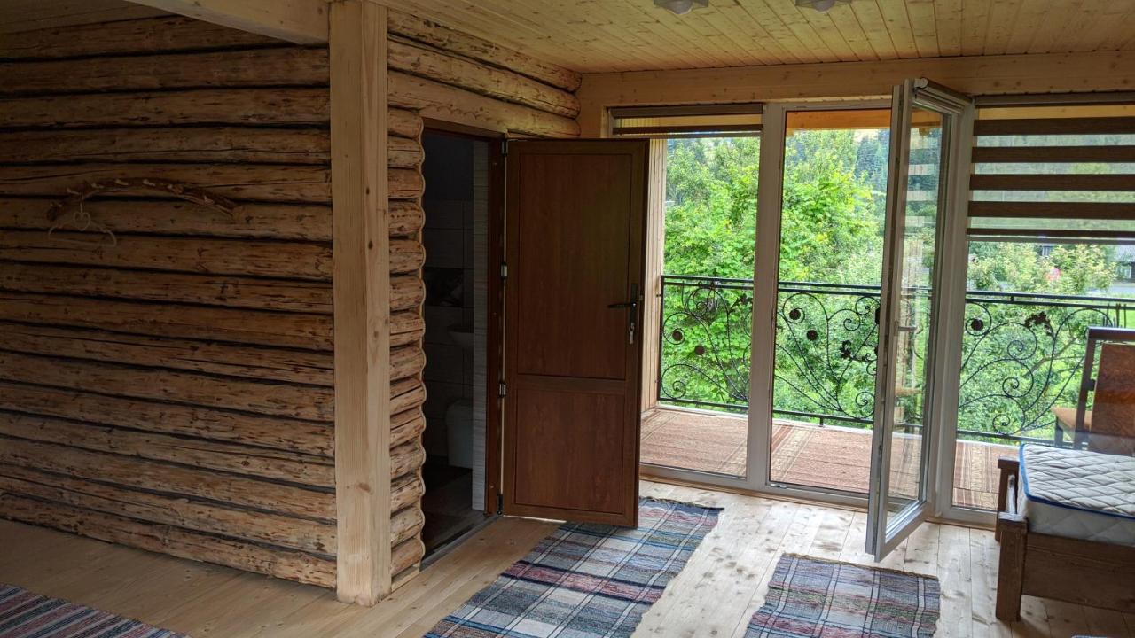 Gostynna Rodyna Otel Izki Dış mekan fotoğraf