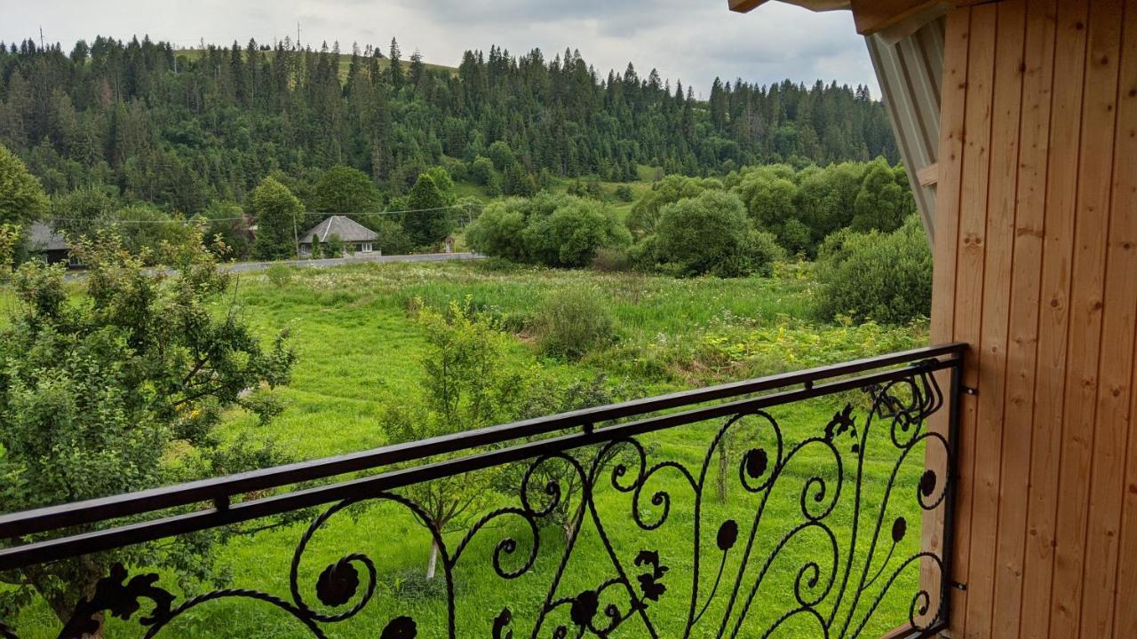 Gostynna Rodyna Otel Izki Dış mekan fotoğraf
