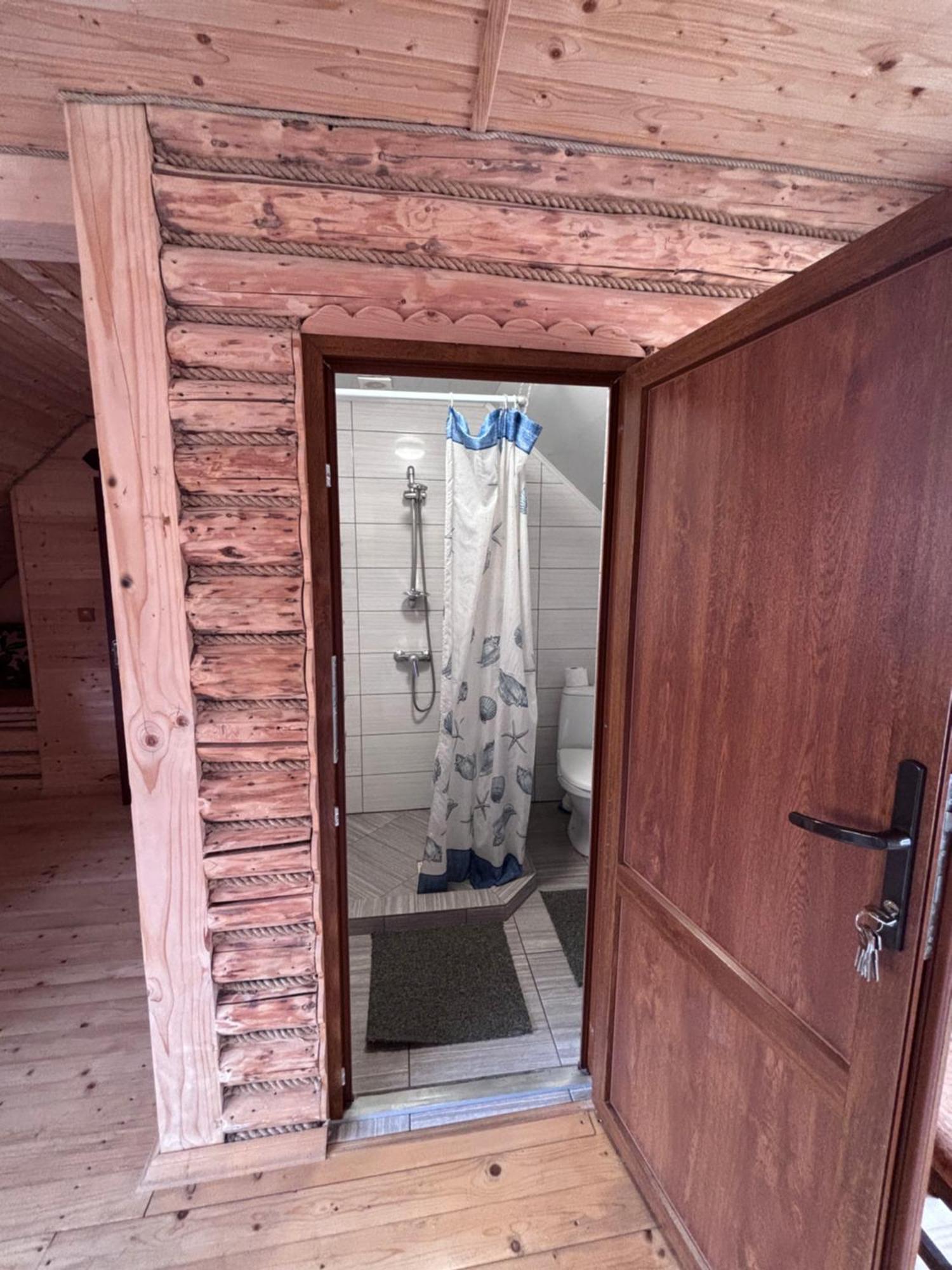 Gostynna Rodyna Otel Izki Dış mekan fotoğraf