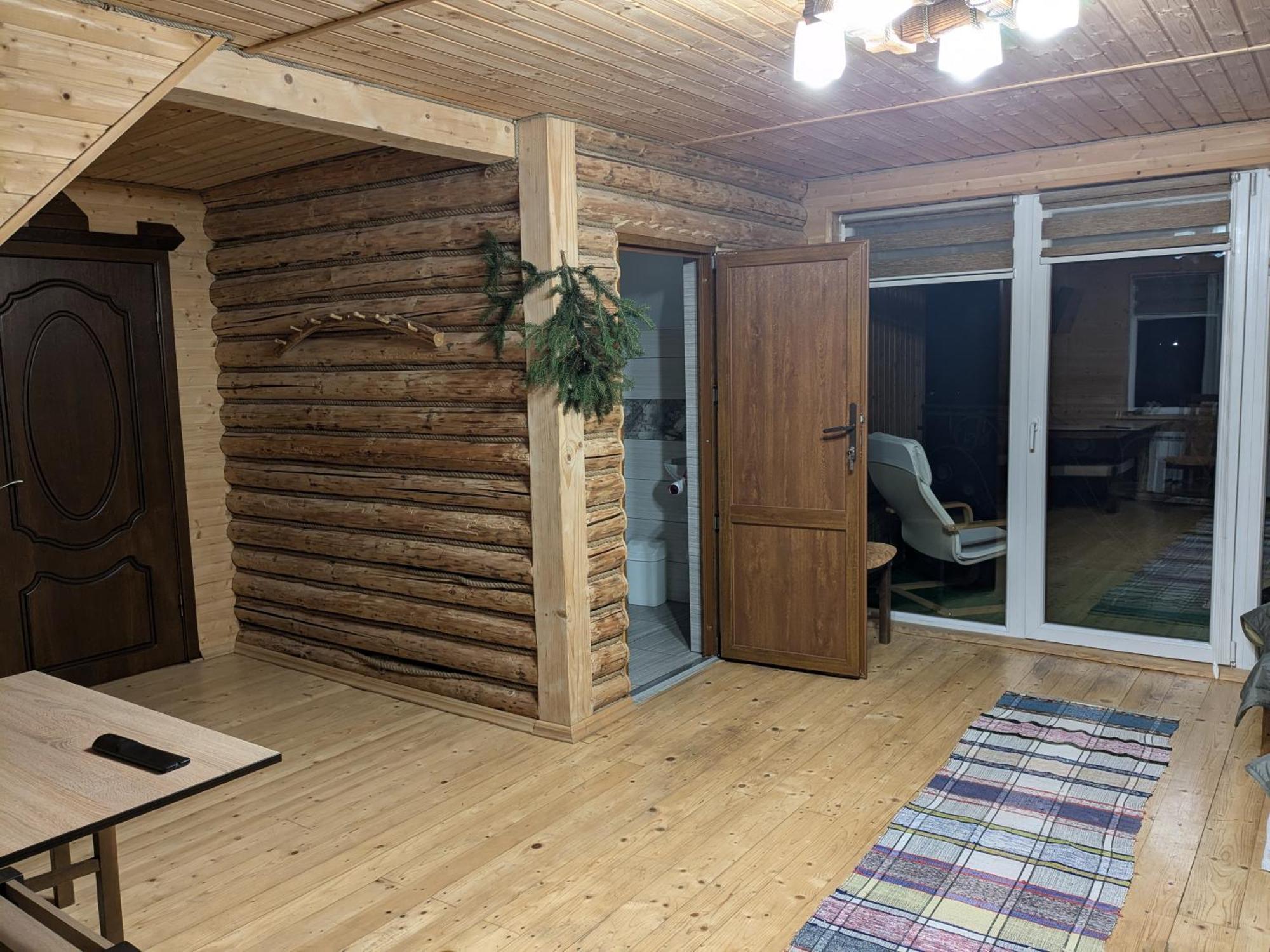 Gostynna Rodyna Otel Izki Dış mekan fotoğraf