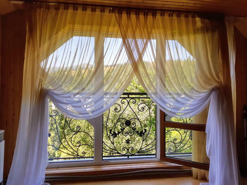 Gostynna Rodyna Otel Izki Dış mekan fotoğraf