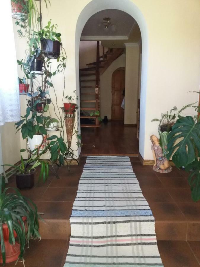 Gostynna Rodyna Otel Izki Dış mekan fotoğraf